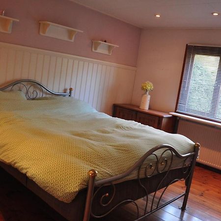 Sfeervol, Ruim En Luxe Chalet In Bosrijke Omgeving Villa Diessen Dış mekan fotoğraf