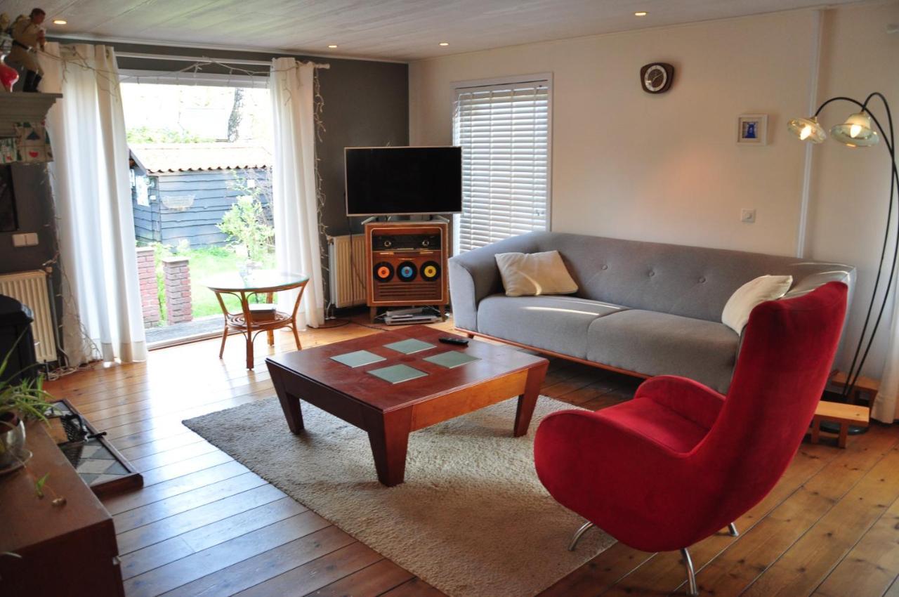 Sfeervol, Ruim En Luxe Chalet In Bosrijke Omgeving Villa Diessen Dış mekan fotoğraf